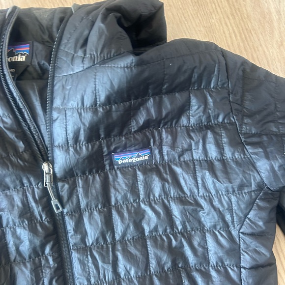 Men’s Patagonia Nano Puff Black Quilted Jacket - Picture 2 of 7